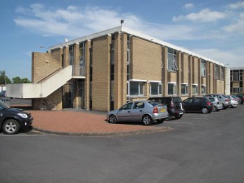 Bureaux 102m² + 10 parkings à louer sur Valenciennes