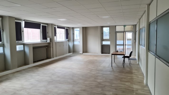 Bureaux 110m² + parking à louer Valenciennes