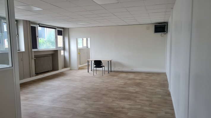 Bureaux 102m² + 10 parkings à louer Valenciennes