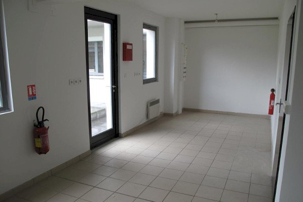 Bureaux de 65 m2 +  1 place de parking aérien à louer Valenciennes