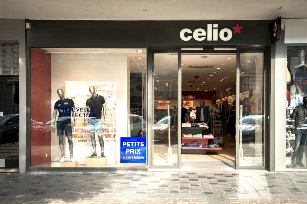 Local commercial 298m² + sous-sol 50m² à louer Valenciennes