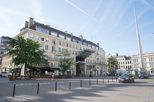 Local commercial 121m² à louer Valenciennes