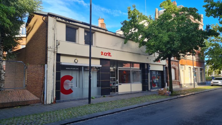 Bureaux 150m² avec vitrine à louer Valenciennes