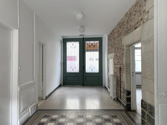 Bureaux 127m² 1er étage à louer Valenciennes