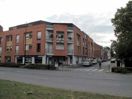 Bureaux 168m² avec vitrine + 6 parkings à louer Valenciennes